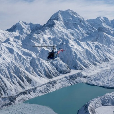 Chuffed Gifts Southern Alps Snow Helicopter presents